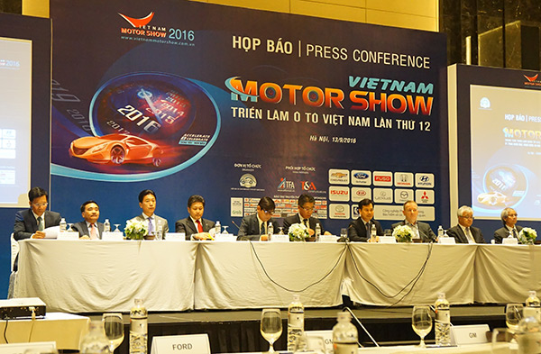 Triển lãm ô tô VMS 2016 gặp khó về địa điểm tổ chức