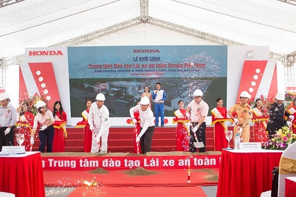 Khởi công xây dựng Trung tâm đào tạo lái xe an toàn
