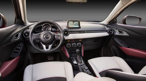 Nội thất của CX-3