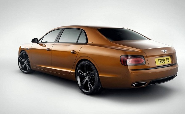 Bentley Flying Spur W12 S 2017 . Ảnh: GT Spirit.com