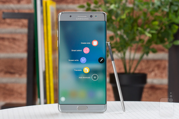 Samsung Galaxy Note 7 vẫn rất hút khách ở quê hương