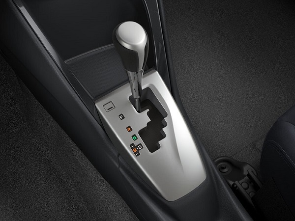  Vios được trang bị hộp số vô cấp CVT với 7 cấp số ảo.
