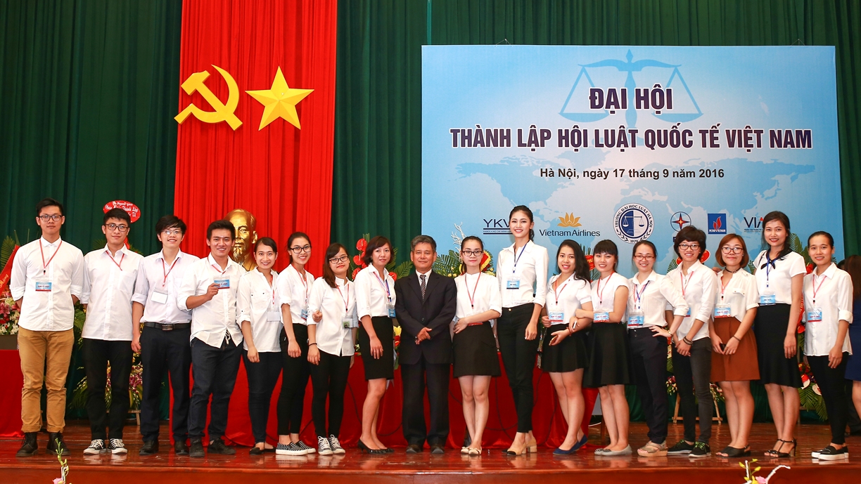 Việc thành lập Hội Luật quốc tế Việt Nam cũng nhằm bắt kịp với xu hướng phát triển của các Hội Luật quốc tế của nhiều nước, khu vực và thế giới, góp phần nâng cao vị thế, tiếng nói khoa học - pháp lý của Việt Nam tại các diễn đàn quốc tế, đóng góp tích cực cho sự phát triển của khoa học pháp lý quốc tế nói chung vì mục tiêu hòa bình, công lý, hữu nghị và phát triển. 