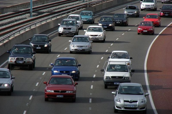 Kiến thức về khoảng cách an toàn khi lái xe