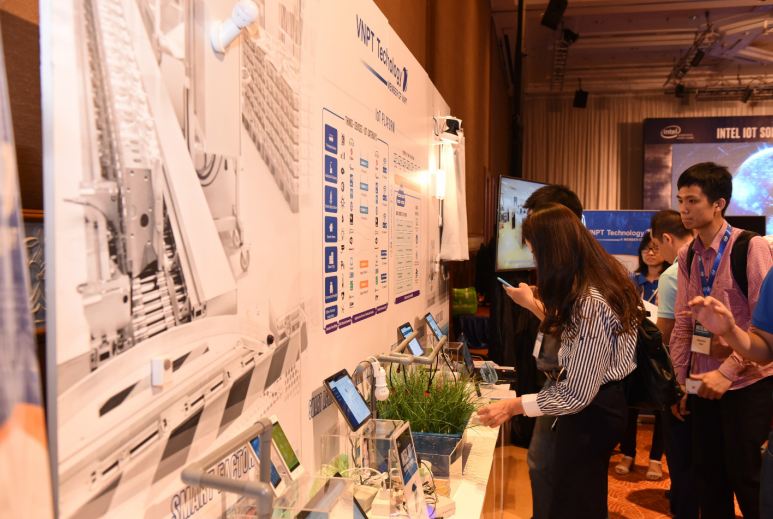 Các ứng dụng cho nông nghiệp, giao thông thông minh, môi trường được VNPT Technology phát triển chuyên biệt gây chú ý với quan khách