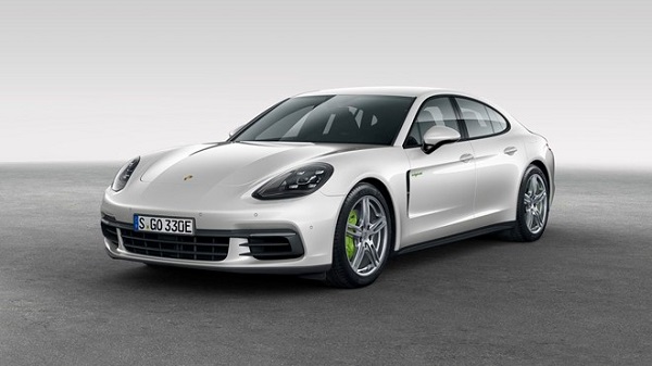 Porsche ra mắt phiên bản Panamera 4 E-Hybrid