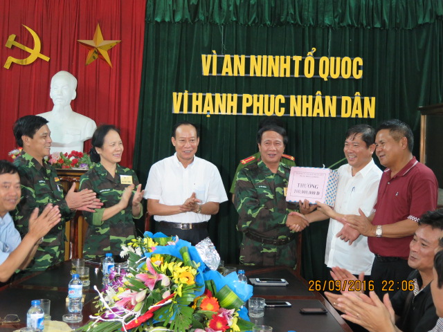Thủ tướng khen thưởng Ban chuyên án phá vụ sát hại 4 bà cháu