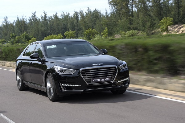 Xe sang Genesis G90 ra mắt Việt Nam
