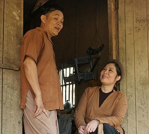 Hồng Vân: Tôi từng ngồi cánh gà xem Xuân Hinh diễn từ đầu tới cuối