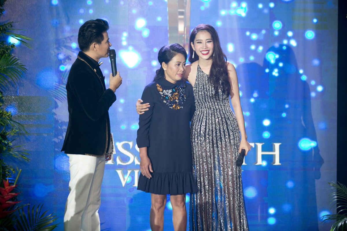 Hành trang đầy tự tin của Nam Em tại Miss Earth 2016