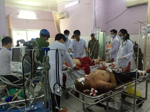Hai sư thầy chém nhau, người phụ nữ lễ chùa tử vong