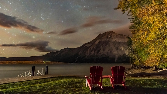 Ngắm trời đất, cảnh vật ở công viên Alberta, Canada