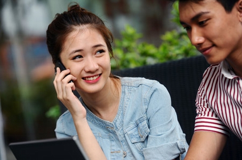 Trả trước VinaPhone nhận ưu đãi lớn ngày vàng 7/10
