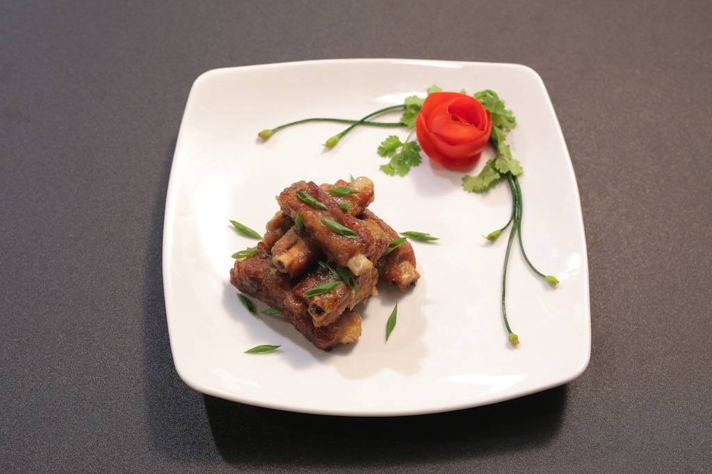 Món Sườn kho thơm của Hoàng Hải