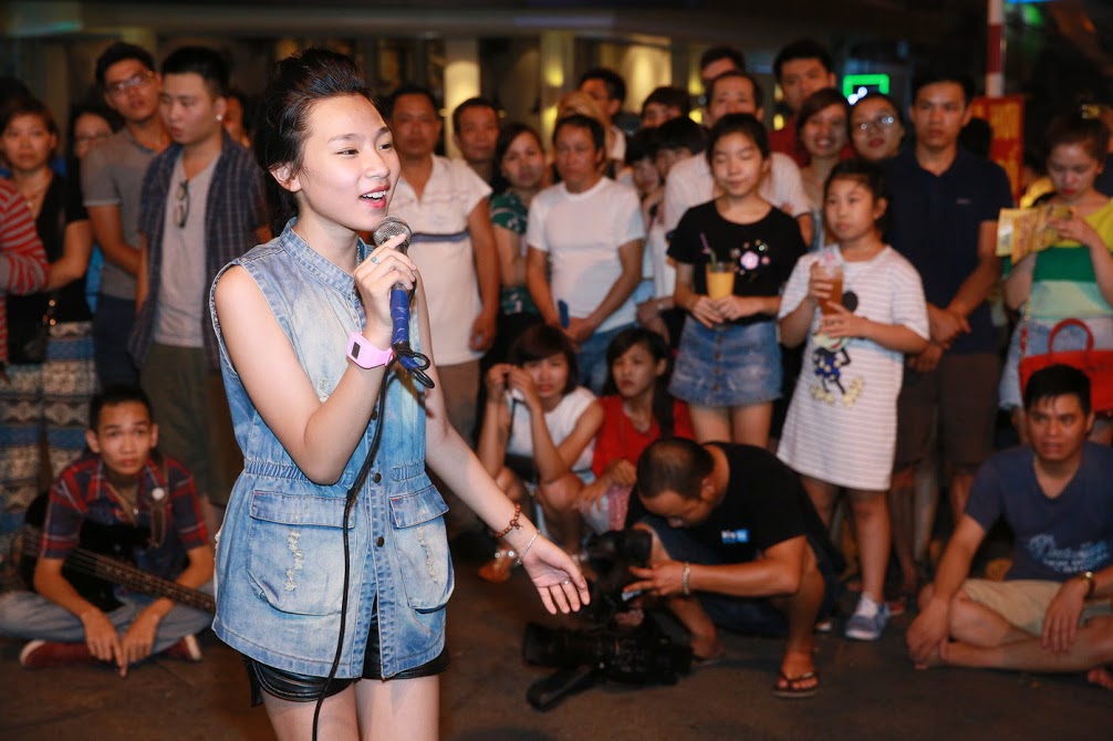 Lã Minh Châu sở hữu khuôn mặt, vóc dáng ăn hình. Giọng ca của Minh Châu được đánh giá 