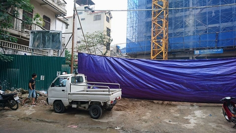 Hà Nội: Sập giàn giáo, 2 người chết, 4 người bị thương