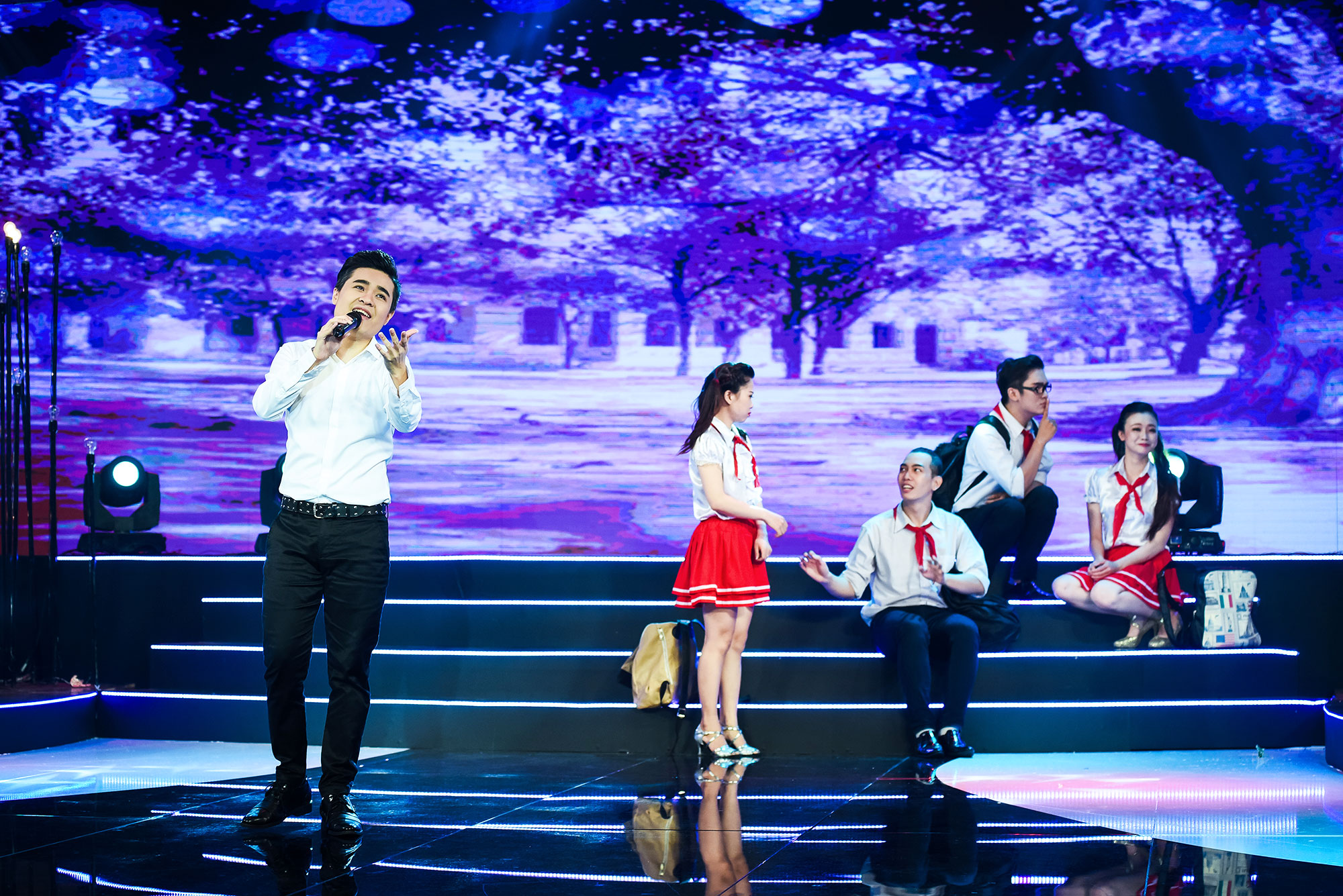 Hoài Anh Kiệt