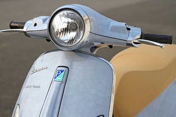 Video gắn vỏ trứng lên xe Vespa Primavera