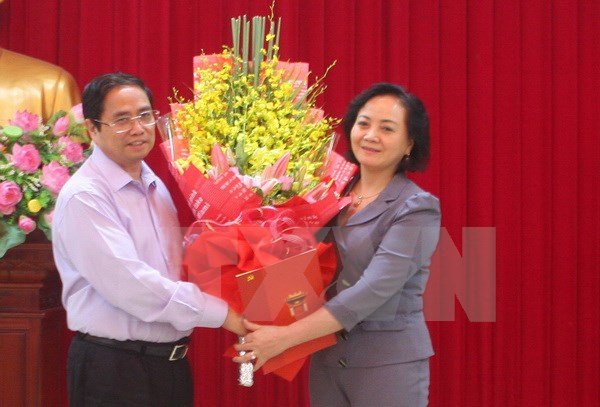 Trao quyết định của Bộ Chính trị chuẩn y Bí thư Yên Bái