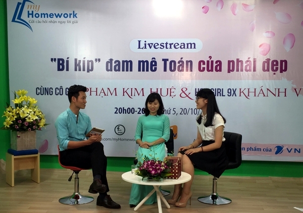 Nữ sinh nổi tiếng nói 7 ngôn ngữ khuấy đảo Livestream trên myHomework-Giải toán