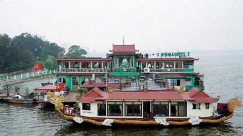 Hà Nội: Tạm dừng hoạt động bến du thuyền, nhà nổi trên hồ Tây