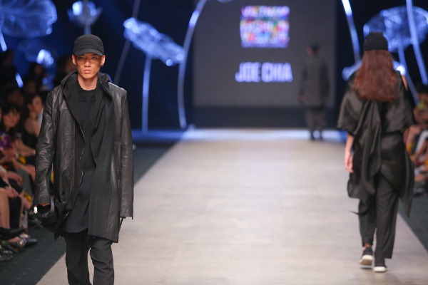 Bộ sưu tập của Joe Chia tại Tuần lễ thời trang Xuân Hè
