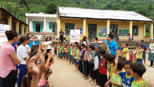 &quot;Mùa đông không lạnh&quot; đến các em nhỏ vùng cao