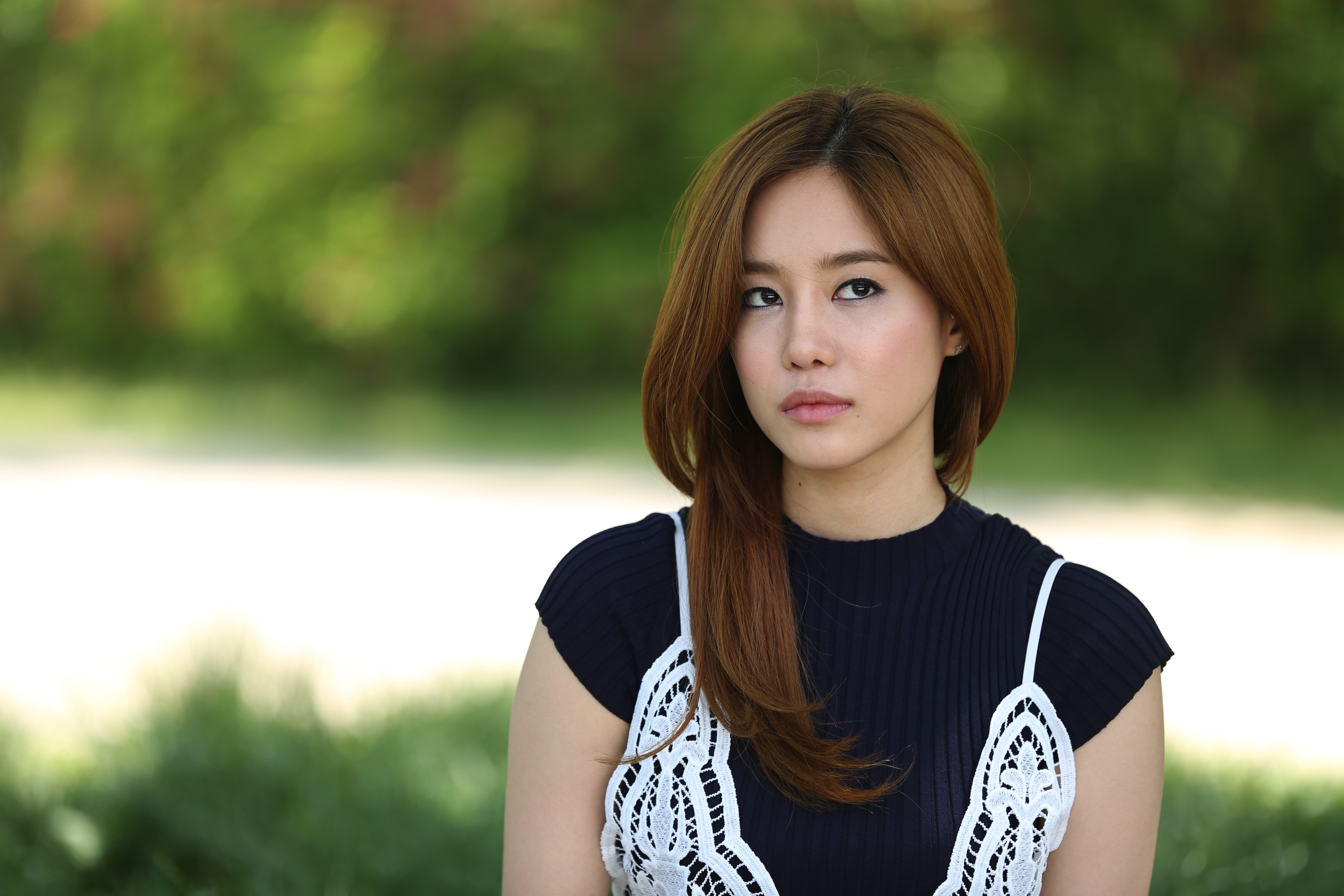 Quen biết Junsu tại New York, Cynthia là người đã giúp Junsu vượt qua giai đoạn khó khăn nhất trong cuộc đời anh. Nhận lời mời cùng Junsu sang Việt Nam thực hiện một dự án thiết kế, Cynthia không ngờ rằng tại đây, Junsu đã gặp lại mối tình đầu của mình. 