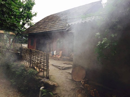 Phờ ri' house ở Sa Pa.