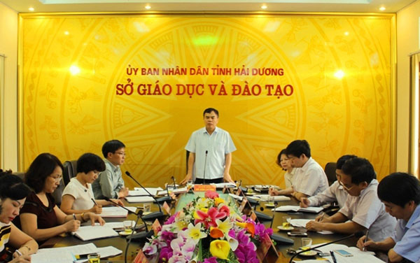 Hải Dương lại xuất hiện phòng 12 người có tới 7 lãnh đạo