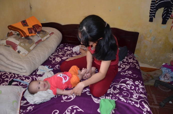 Hà Nội: Một nữ sinh tố bị 3 người cưỡng hiếp, sinh con