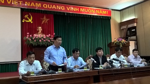 Giám đốc Sở Xây dựng: 200kg cá hồ Linh Đàm chết 1 ngày là &quot;quá bình thường&quot;!