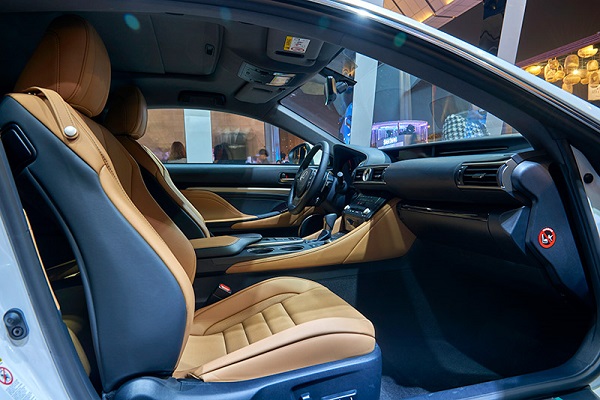 Lexus RC Turbo 