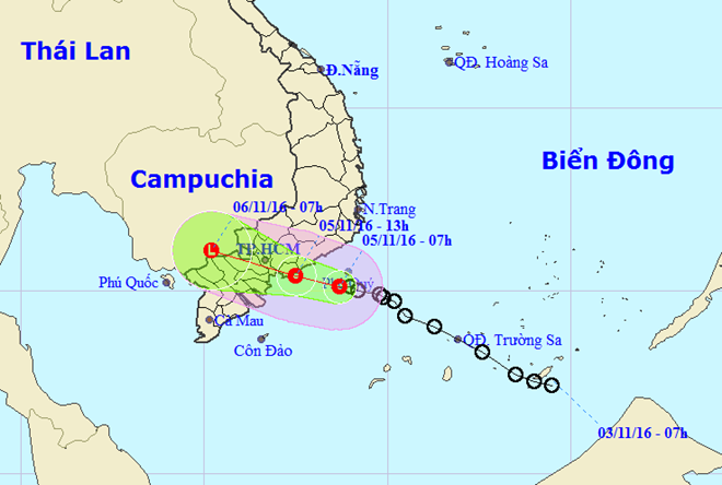 Hướng di chuyển của áp thấp nhiệt đợt dự kiến đổ bộ Bà Rịa - Vũng Tàu và quét qua TP.HCM. Ảnh: NCHMF
