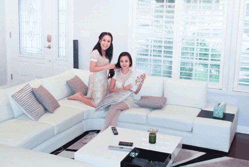 Những hình ảnh về biệt thự tại Mỹ của Việt Hương được Vy Oanh chia sẻ nhân một chuyến đến thăm tổ ấm của đàn chị
