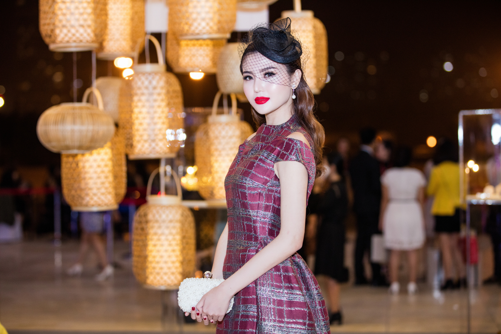 Được biết, sắp tới đây Ngọc Duyên sẽ có chuyến công tác xã hội tại quê nhà, cô cũng sẽ bắt đầu với vai trò Người dẫn chương trình, đồng thời đang cân nhắc vài lời mời tham gia phim ảnh. Ngọc Duyên cũng trở thành gương mặt quảng cáo được ưa chuộng.
