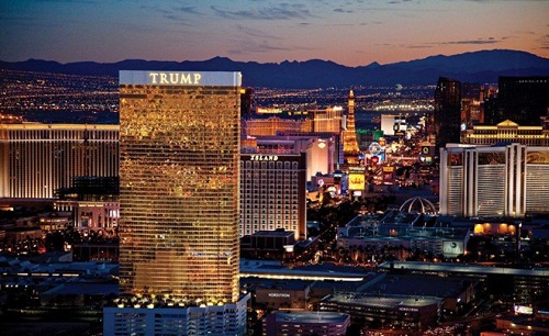 Có gì ở khách sạn ​mang tên Trump - tổng thống Mỹ mới đắc cử