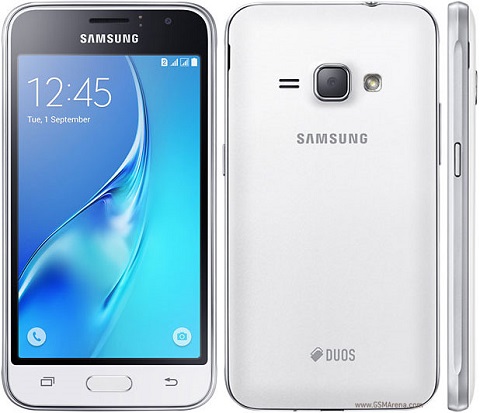Samsung Galaxy J1 (2016) có giá 2,39 triệu đồng. Máy được trang bị chip xử lý Exynos 3475, 4 nhân tốc độ 1.2 GHz, RAM 1 GB đủ để bạn trải nghiệm các game khá tốt, lướt web giải trí hay các thao tác công việc hằng ngày. Sản phẩm giá bình dân này cũng được trang bị  kết nối cơ bản nhất cho người dùng như bluetooth, wifi, 3G chuẩn kết nối nhanh hơn... có thể gắn thẻ nhớ để mở rộng bộ nhớ lên tới 128 GB.