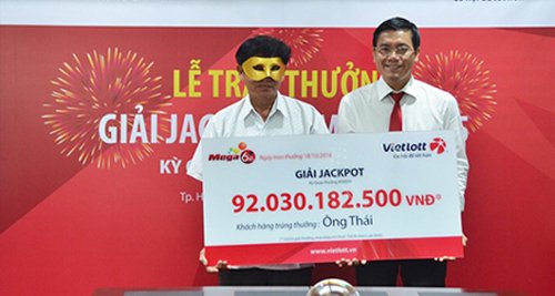 Lại thêm người trúng số độc đắc 71 tỷ đồng