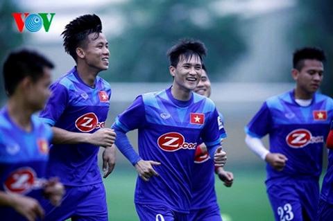 Tuyển Việt Nam chốt danh sách dự AFF Cup: Nhiều &quot;sao&quot; bị loại!