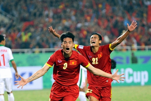 Vì sao Công Vinh bị gạt khỏi AFF Cup 2016?