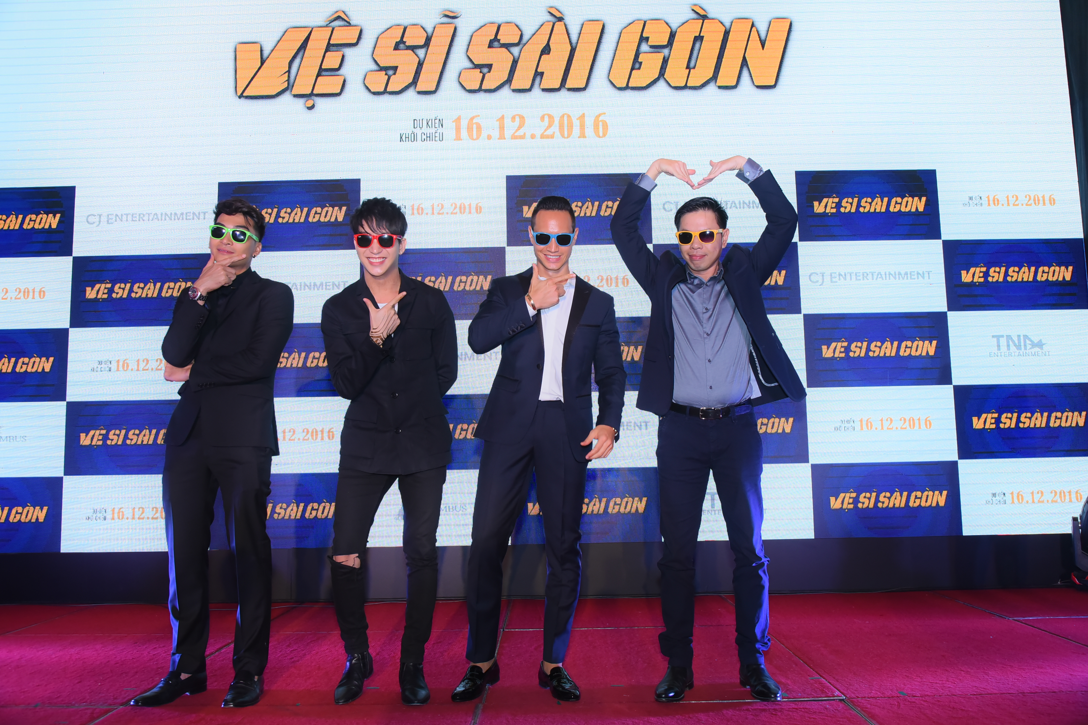 Bốn diễn viên trong buổi showcase
