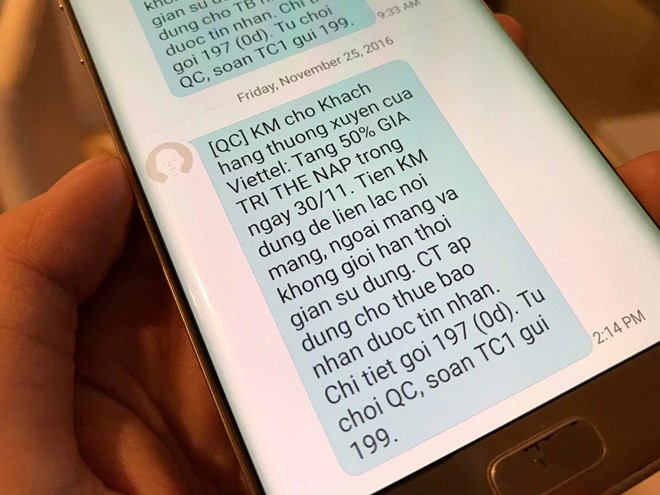 Viettel, MobiFone vẫn khuyến mại 50% dù  Bộ TT&amp;TT yêu cầu ngừng