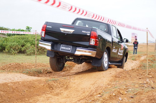 Hilux7.jpg