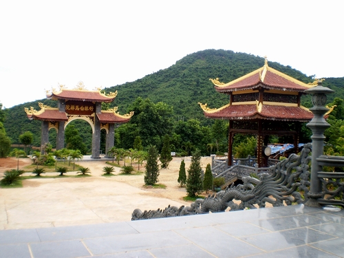 Du khách sẽ có cảm giác thanh tịnh tuyệt đối khi đến nơi này.