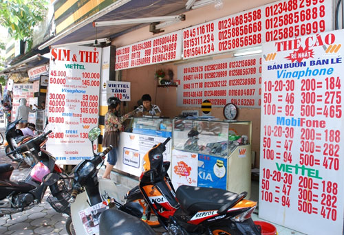 Sim rác giá cao ngất ngưởng sau quyết định của Bộ Thông tin