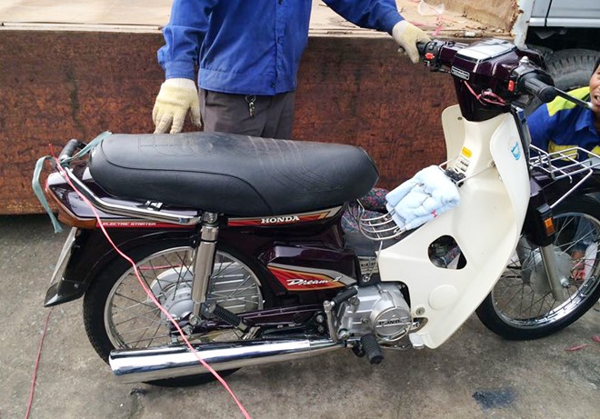 Ngắm Honda Dream II hàng hiếm 140 triệu đồng chưa bán ở Sài Gòn