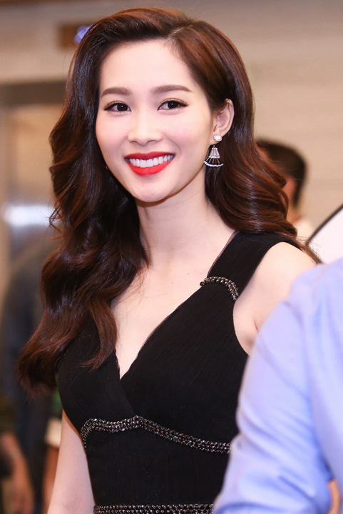 Dù xuất hiện ở bất cứ đâu, vẻ đẹp này vẫn khiến người hâm mộ không thể rời mắt.