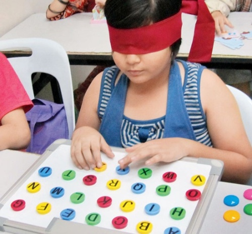 Trào lưu cho con học kích hoạt não: lợi bất cập hại!