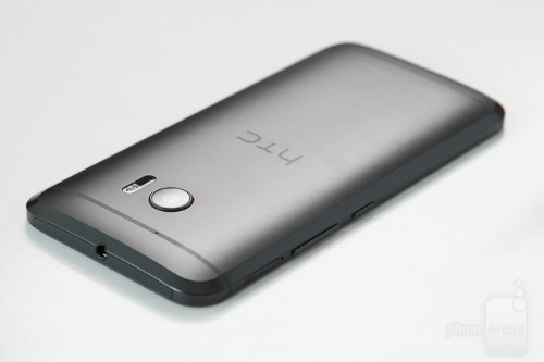 7. HTC 10
